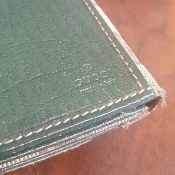 Vintage Gucci Wallet - Picture 4 of 5